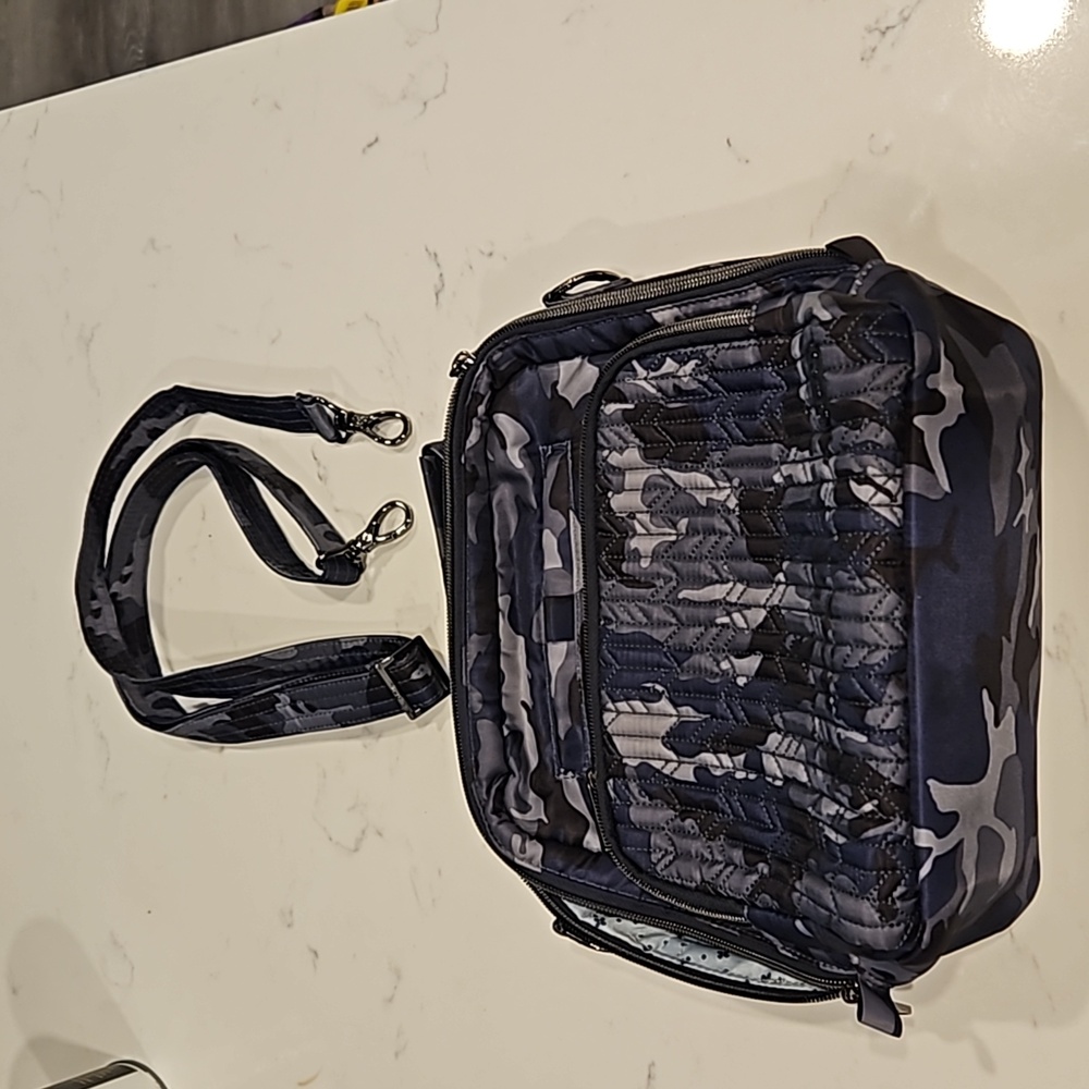 Lug Ranger Crossbody